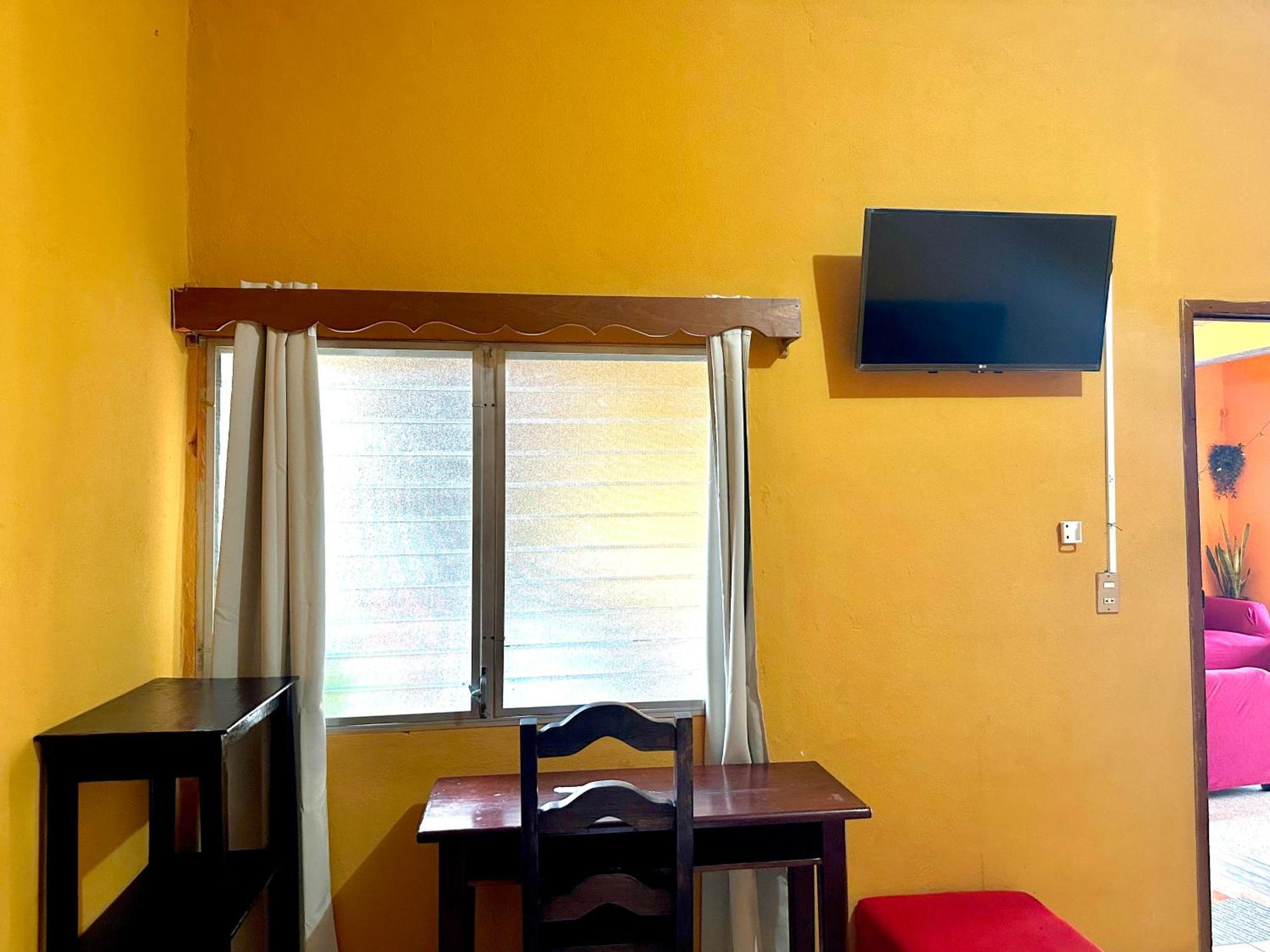 Hotel San Miguel Flores Szoba fotó