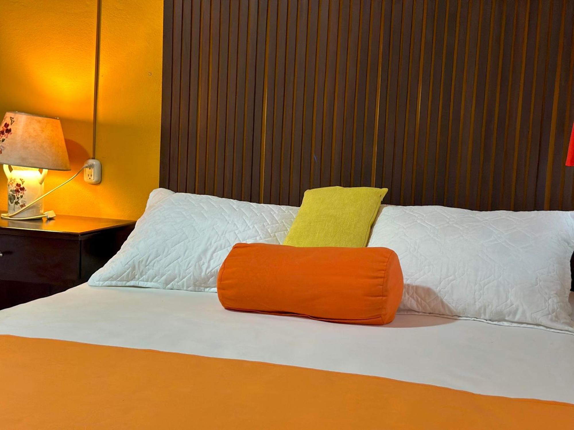 Hotel San Miguel Flores Szoba fotó